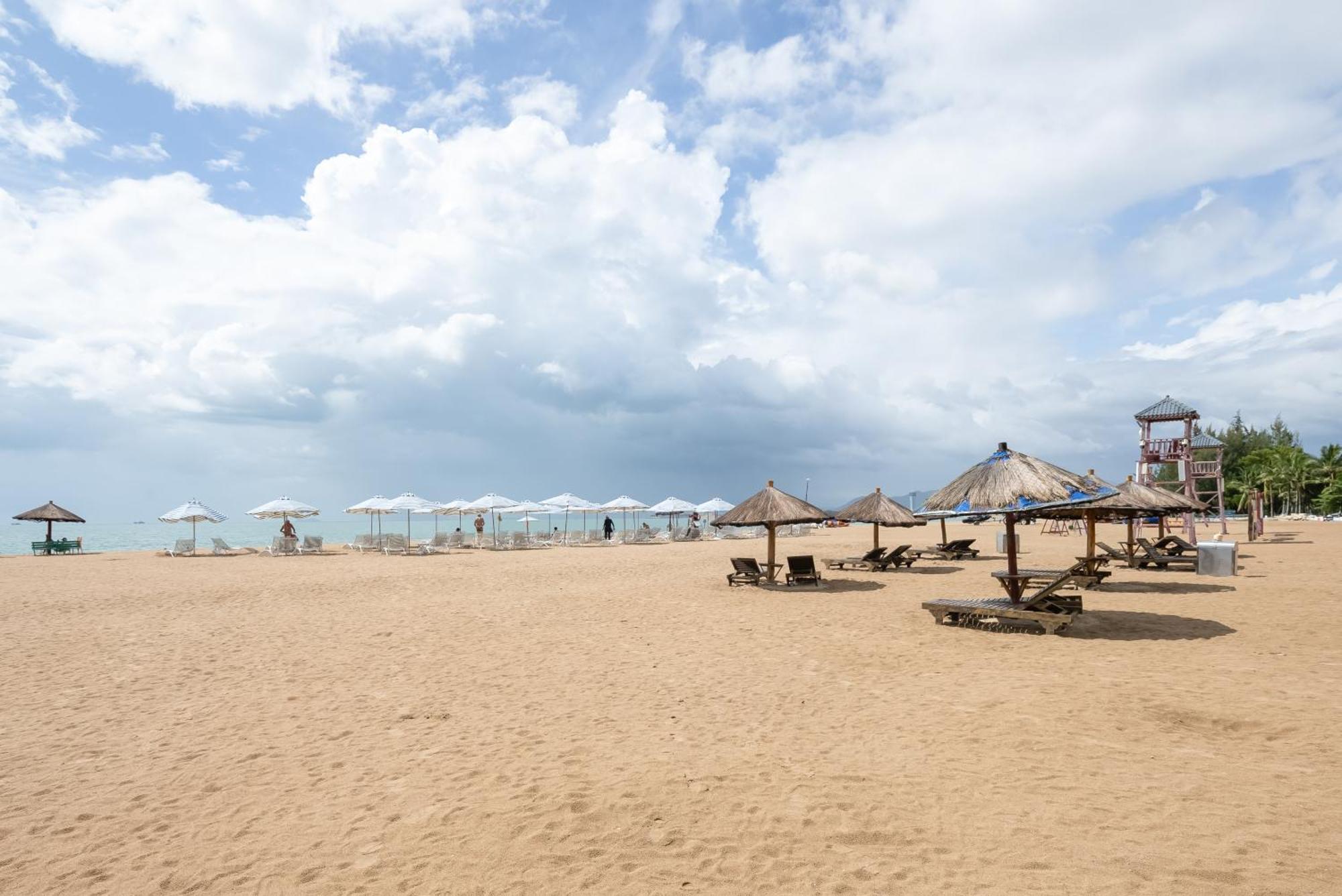 Puhai Sea View Apt By Hailan Tour At Sanya Yazhou Bay#Only 100 Meters To Beach And Sea Swimming Area Exterior foto