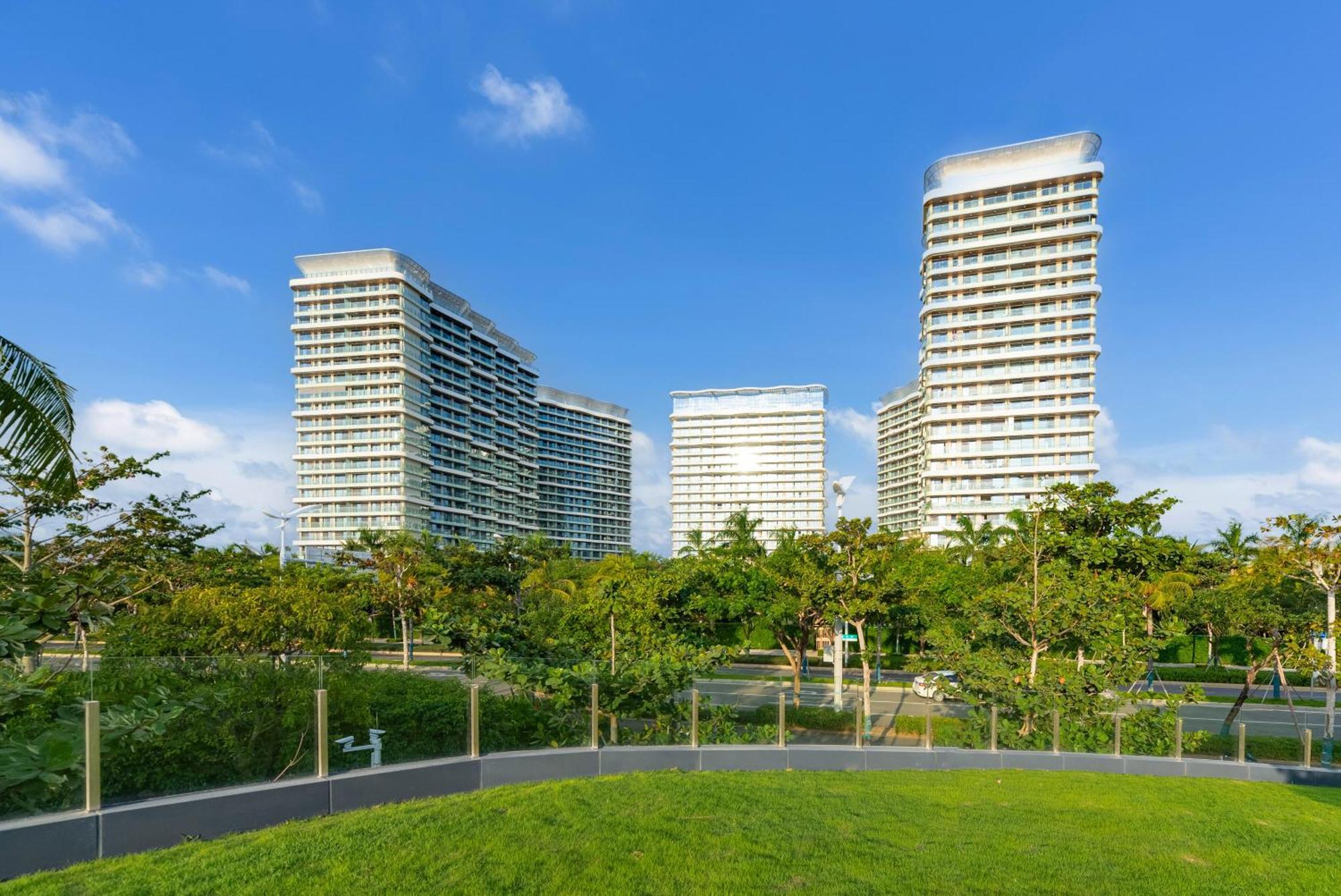 Puhai Sea View Apt By Hailan Tour At Sanya Yazhou Bay#Only 100 Meters To Beach And Sea Swimming Area Exterior foto